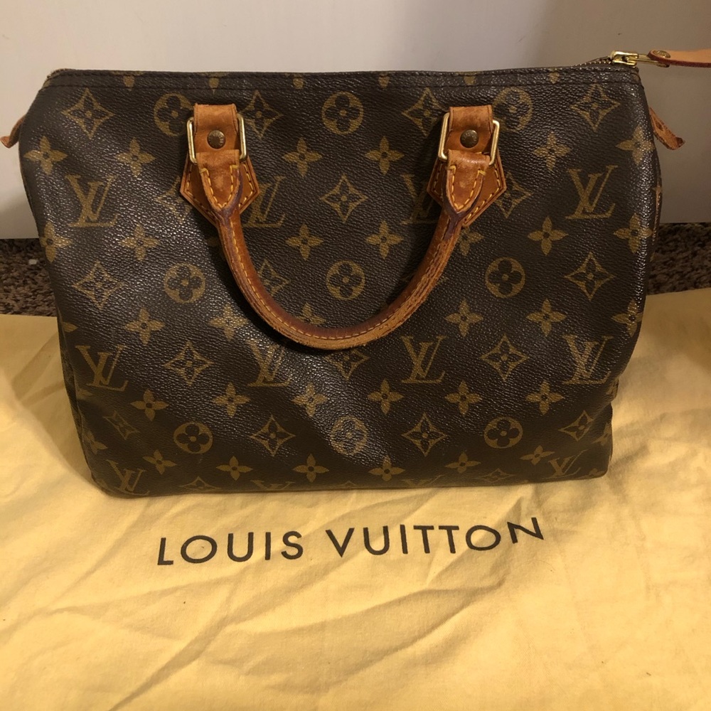 Louis Vuitton Speedy 30